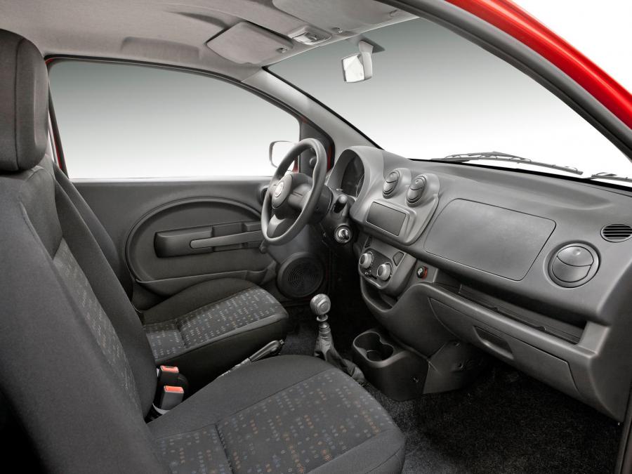  Fiat Uno Vivace 3-Door 2011 года  (фото 13 из 14)